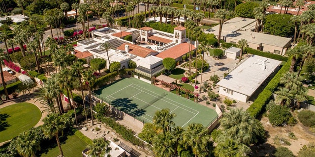 (Photo: Berkshire Hathaway/Desert Bird Media)