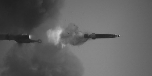 Excalibur S round photographed during a test. (Raytheon)