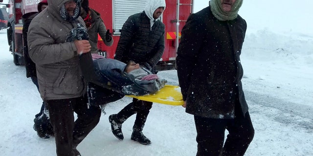 Turkey Avalanche Disaster Death Toll Grows To 40 Search Efforts