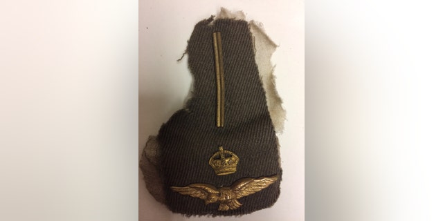 Leslie's 'wound stripe', which shows that he was injured. (Credit: Hansons Auctioneers)
