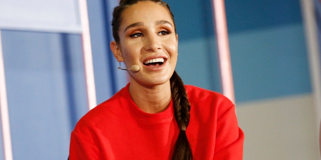 Less is more for superstar trainer Kayla Itsines, who recently shut down fans’ requests to see more of her personal life on her ever-popular Instagram account and revealed why she’d rather focus on fitness.