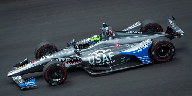 Daly used a different version of the design on the previous generation of the Indycar race car.