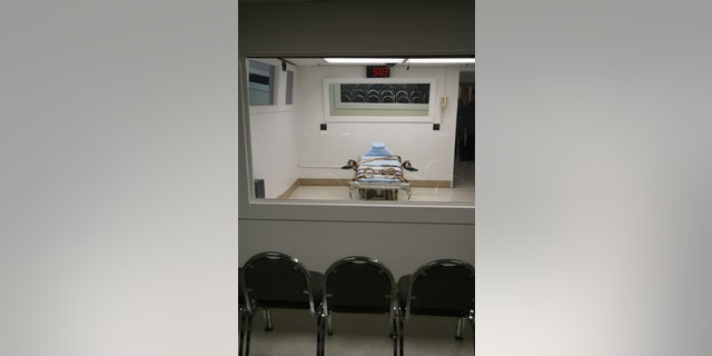 View from outside an execution chamber in Florida. (Florida Department of Corrections)