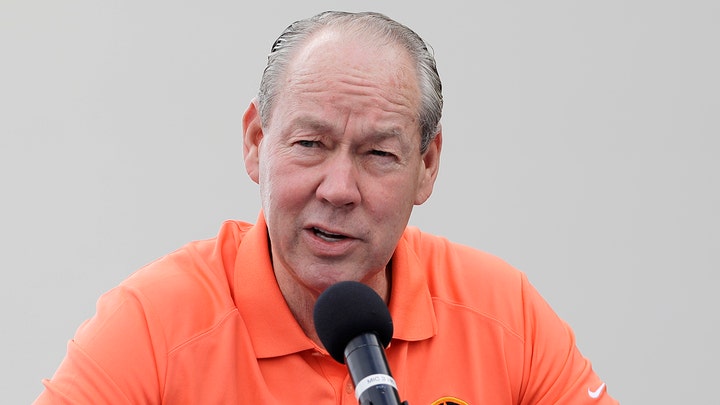 MLB given ultimatum to start the season after weeks of negotiations between players and owners