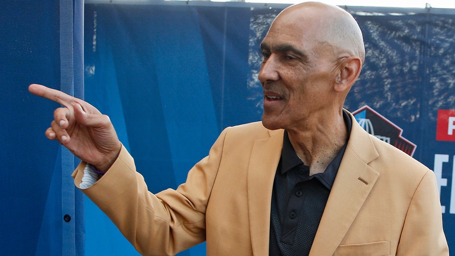 Tony Dungy: When Mentors Mold the Man - Guideposts