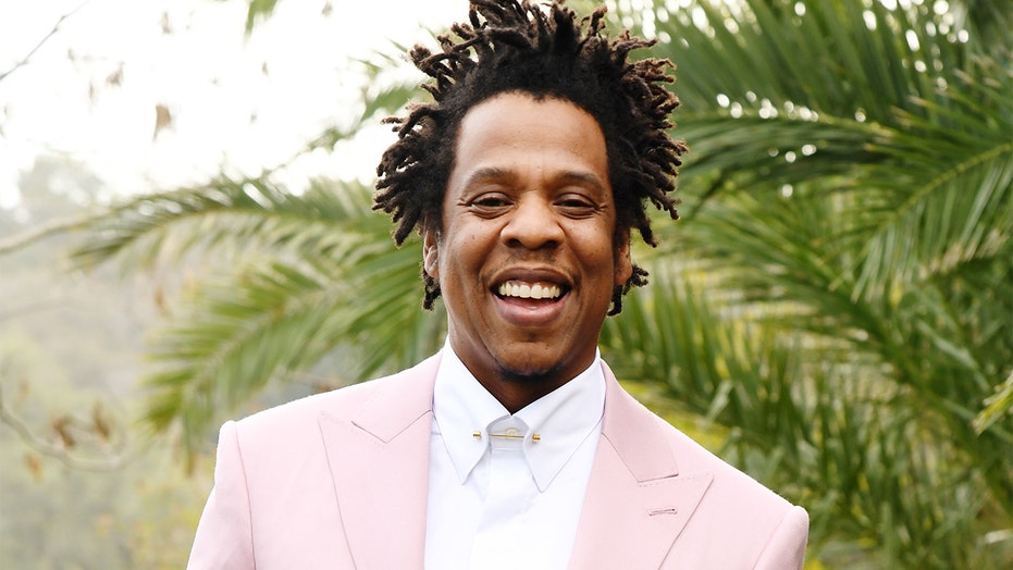 Full list of the top 15 richest black people in the world and their Net worth. 16 Jay-Z and his entertainment company Roc Nation take out full-page ...