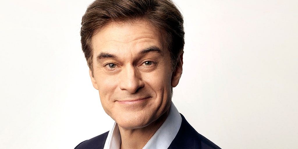 Dr Mehmet Oz Saves A Person S Life At Airport Performs Cpr Fox News