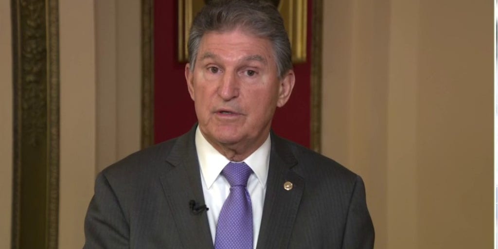 New York Times blasted for 'biased' tweet against Sen. Joe Manchin's moderate positions - Vimarsana News