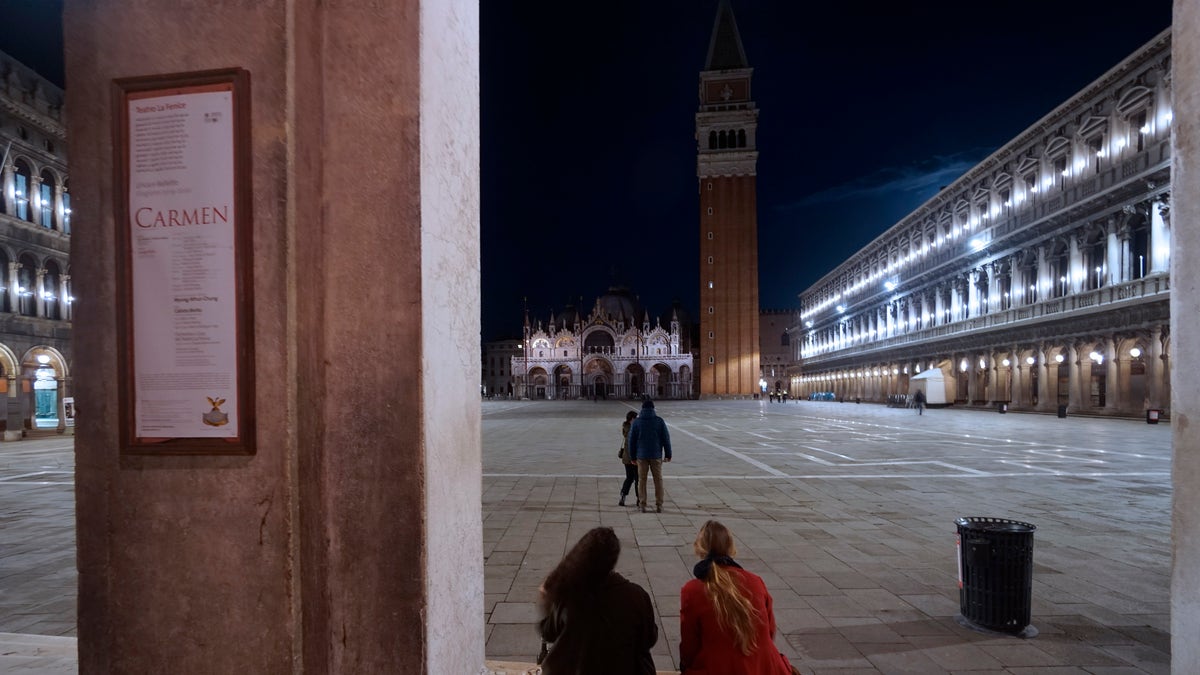 A view of St. Mark's Square in Venice, Italy, Monday, March 9, 2020. Italian Premier Giuseppe Conte says he is restricting travel  nationwide to try to stop the spread of the new coronavirus. (Anteo Marinoni/LaPresse via AP)