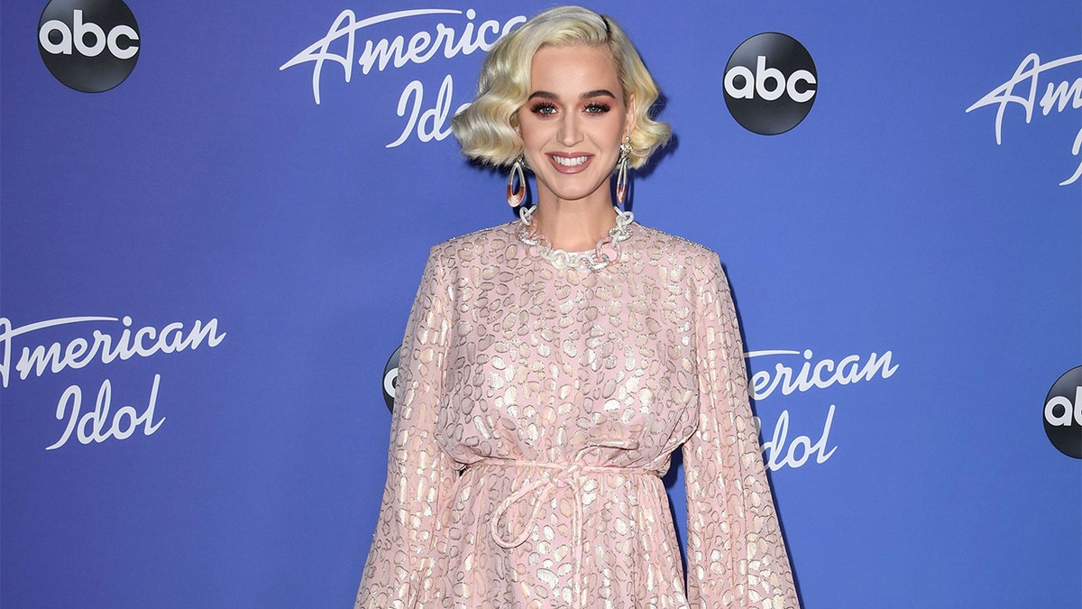 Katy Perry reportedly fled Australia out of fear of the coronavirus.