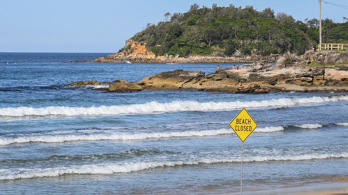 SYDNEY, AUSTRALIA - MARCH 22: A beach closed sign on Manly Beach on March 22, 2020 in Sydney, Australia. (Photo by James D. Morgan/Getty Images)