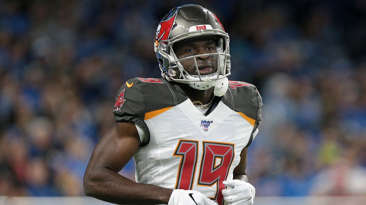 Tampa Bay Buccaneers wide receiver Breshad Perriman (19) celebrates his touchdown during the first half of an NFL football game against the Detroit Lions in Detroit, Michigan USA, on Sunday, December 15, 2019 (Photo by Jorge Lemus/NurPhoto via Getty Images)