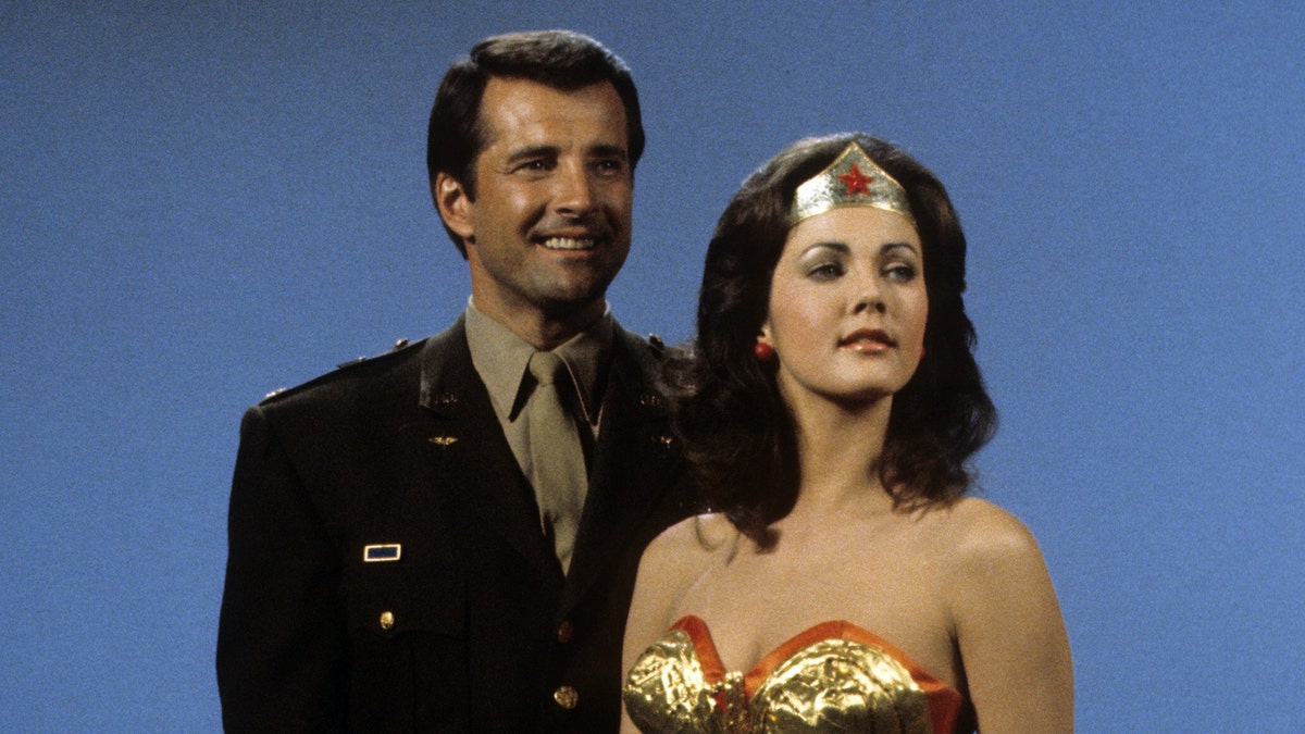 Lyle Waggoner and Lynda Carter in 'Wonder Woman.' (Photo by Walt Disney Television via Getty Images Photo Archives/Walt Disney Television via Getty Images)