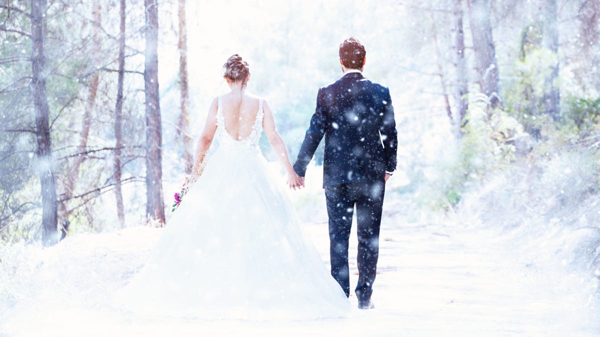 Wedding Couple on snow