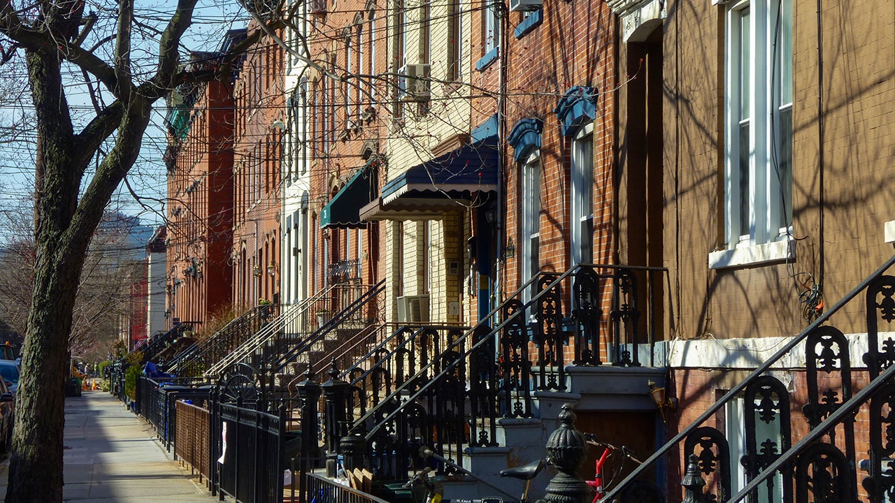 foxnews.com - Justin Haskins - Trump can solve the housing crisis, but he needs to get tough with states