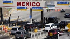 2 Texas men charged with violently attacking federal officer at US-Mexico border