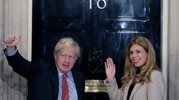 British PM Boris Johnson, girlfriend expecting baby