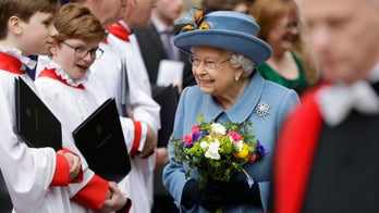 Queen Elizabeth addresses coronavirus pandemic: 'We will succeed'