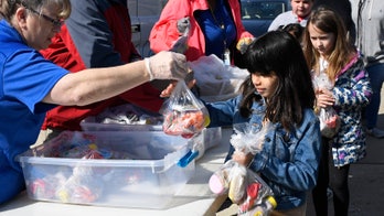 #coronaviruskindness: Moments of community kindness, love warm up pandemic fears