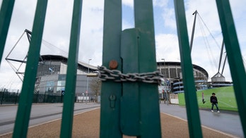 UK official hopes to get Premier League restarted 'as soon as possible'