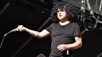 Beto O'Rourke's ex-bandmate endorses Sanders: 'No thank you, Biden'