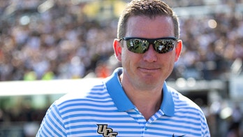 UCF AD Danny White signs 5-year deal that tops $1M annually