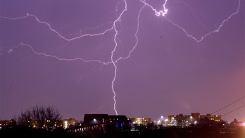 Midwest braces for storms, tornadoes amid coronavirus, stay at home orders