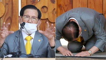 Coronavirus-linked South Korea sect leader apologizes for virus spread amid murder probe