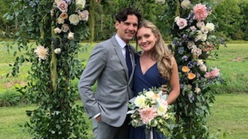 NYC couple improvises wedding after COVID-19 crashes their original plans