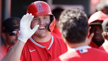 Mike Trout and wife Jessica announce the birth of their son Beckham