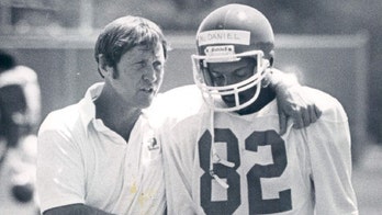 Ex-NFL wide receiver, LSU track star dies from coronavirus complications