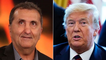 Former White House photographer dubs Andrew Cuomo 'acting president' amid COVID-19 outbreak