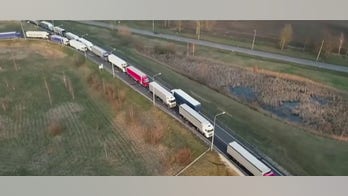 Trucker couple reports from the road amid COVID-19 shutdowns, urge people not to 'hoard' grocery items