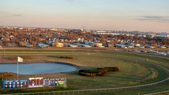 Amid coronavirus, 2 armed bandits in surgical masks steal over 200G from New York racetrack