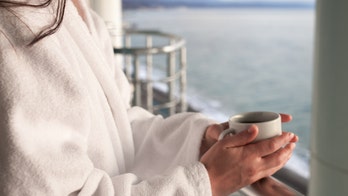 Couple fakes cruise vacation after anniversary trip was canceled due to coronavirus outbreak