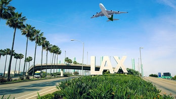 LAPD supervisor, LAX police officer test positive for coronavirus