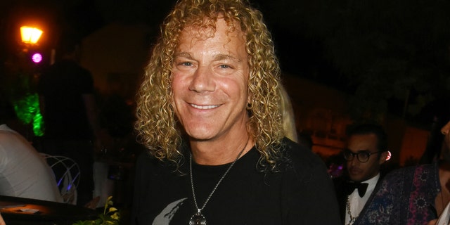 O músico David Bryan do Bon Jovi testou anteriormente positivo para COVID-19.