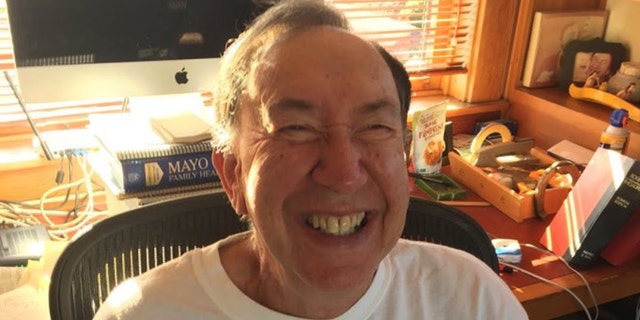 TV writer Earl Pomerantz, pictured here, has died.