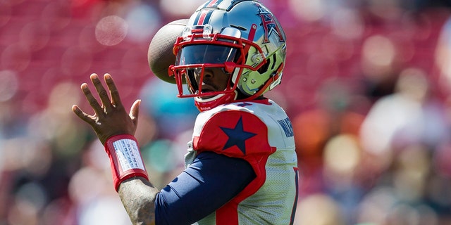 Houston Roughnecks quarterback P.J. Walker prepares to pass during an XFL game between the Houston Roughnecks and the Tampa Bay Vipers at Raymond James Stadium. (Mary Holt-USA TODAY Sports)