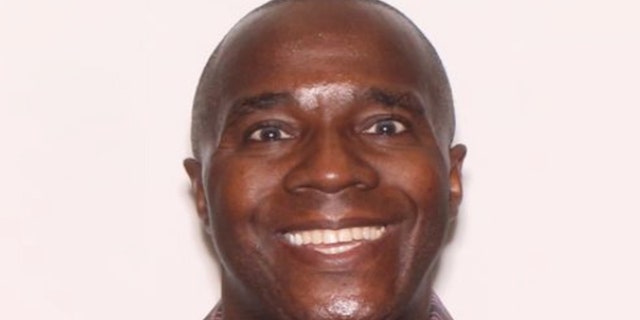 Darrell Lewis Gilyard, de 58 años, fotografiado el 23 de febrero de 2020 en el volante del depredador / delincuente sexual del Departamento Legal de Florida.