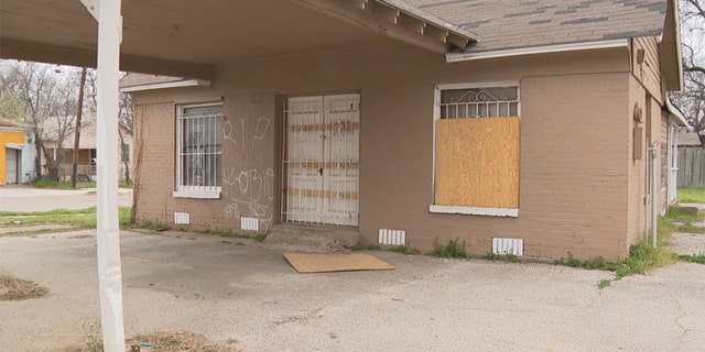 Clyde Barrow family home and filling station in West Dallas as it looks today.