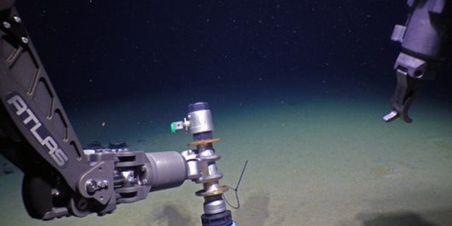 Deployment of sediment coring device in the Norwegian-Greenland sea from R/V G.O. Sars during Centre of Geobiology expedition 2015. (Credit: Wageningen University & Research)