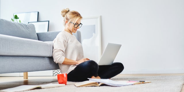 Make sure you're ensuring your posture is correct while working from home. (iStock)
