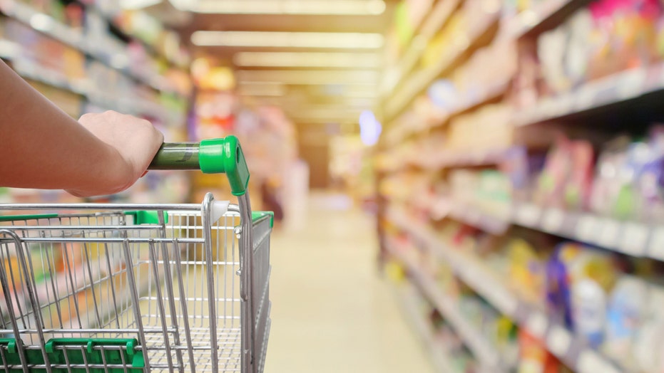 Grocery shopping during the coronavirus pandemic How to stay safe