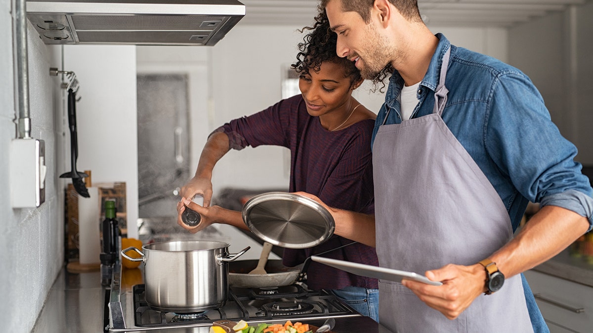 The top three most romantic meals you can cook for a potential partner were found to be steak and potatoes (40 percent), pasta and garlic bread (34 percent) and chicken and veggies (28 percent).