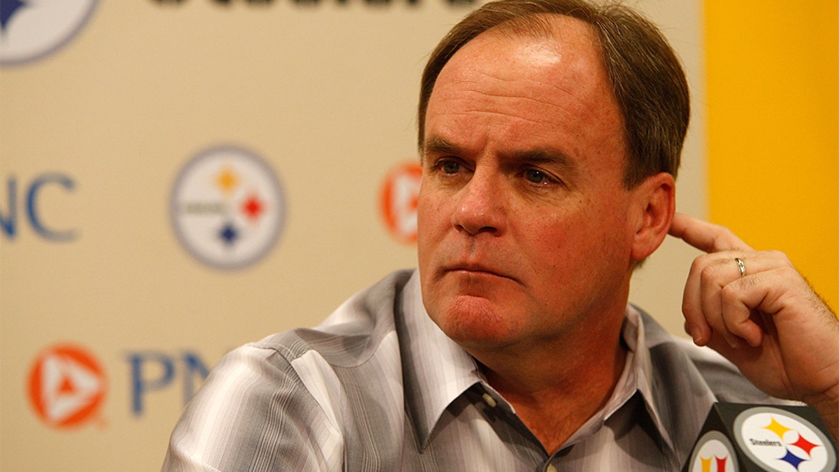 PITTSBURGH - APRIL 19:  Director of Football Operations Kevin Colbert of the Pittsburgh Steelers speaks during a press conference following practice on April 19, 2010 at the Pittsburgh Steelers South Side training facility in Pittsburgh, Pennsylvania.  (Photo by Jared Wickerham/Getty Images)