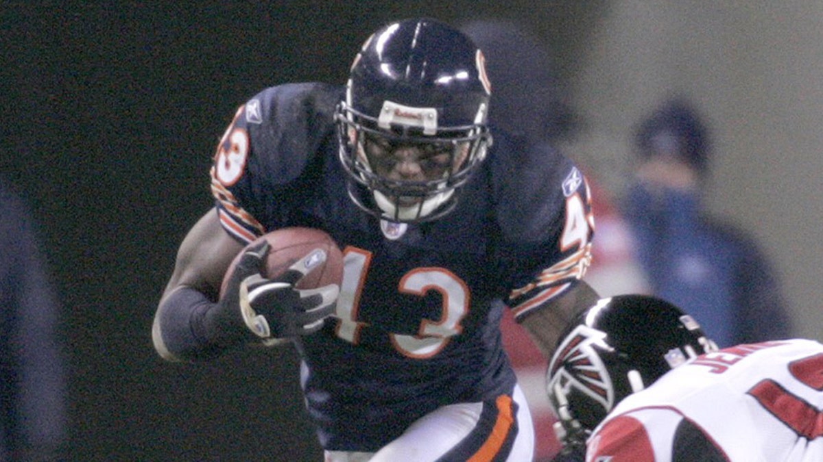 Michael Green played a few seasons for the Bears.