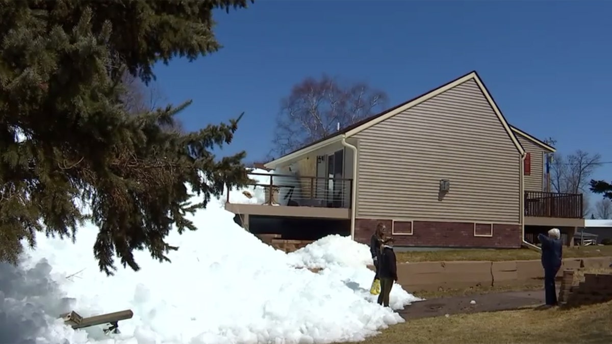 Massive Ice Shove Piles Up Along Minnesota Lakefront Threatening Buildings 