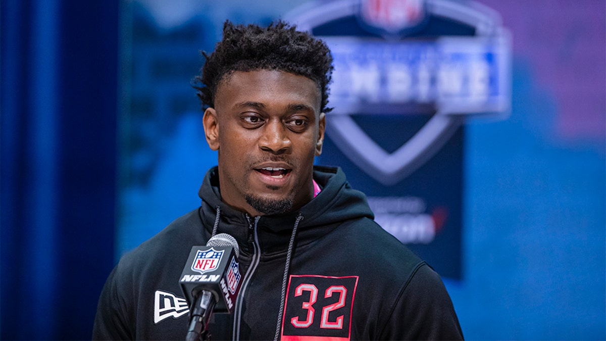 Patrick Queen of the LSU Tigers speaks to the media on day three of the NFL Combine at Lucas Oil Stadium on February 27, 2020 in Indianapolis, Indiana. (Photo by Michael Hickey/Getty Images)