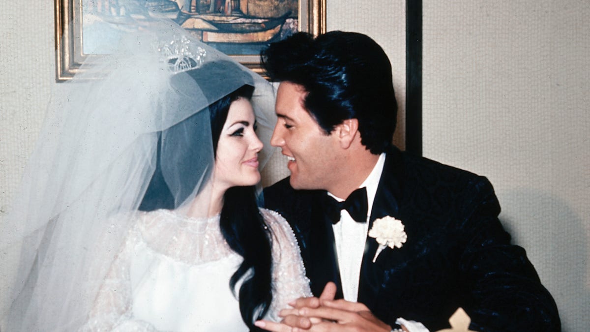 Elvis Presley marries Priscilla
